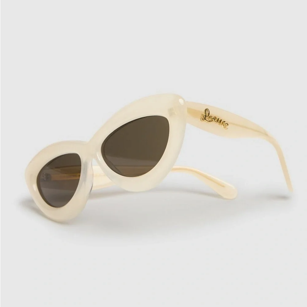 Loewe Cream and Black Cat-Eye Sunglasses - Picture 9 of 10